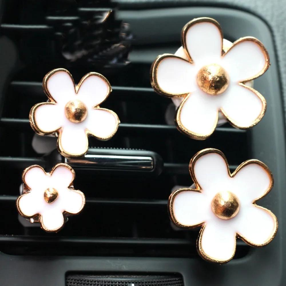 Car Air Outlet Perfume Clip Lovely Flowers Fragrance Clip Car Mini Decoration Perfume Clip Adjustable Aromatherapy Freshener