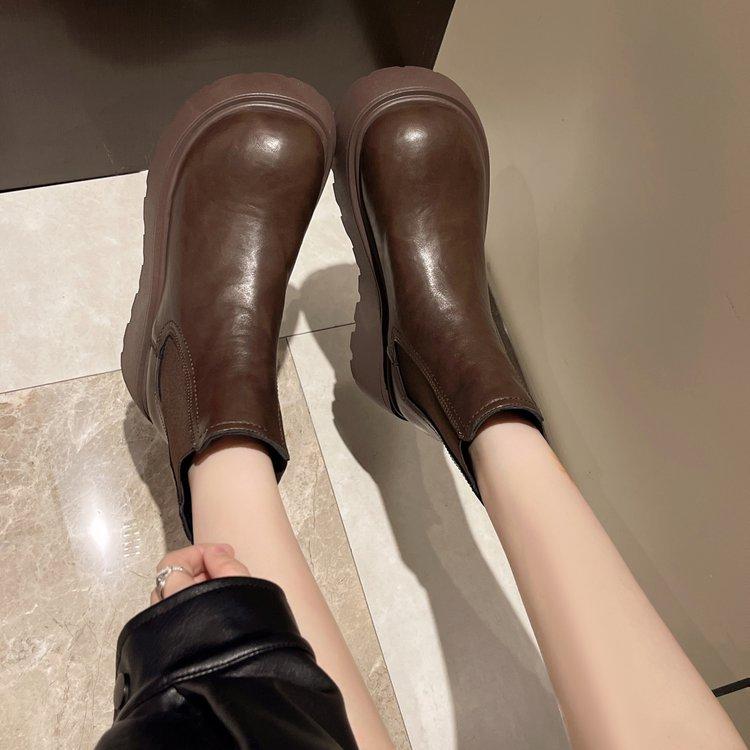 

Дымчатые ботинки челси на толстой подошве женские 2025 новые осенне-зимние ботинки мартин в британском стиле короткие ботинки с увеличением роста тонкие ботинки 40 коричневый