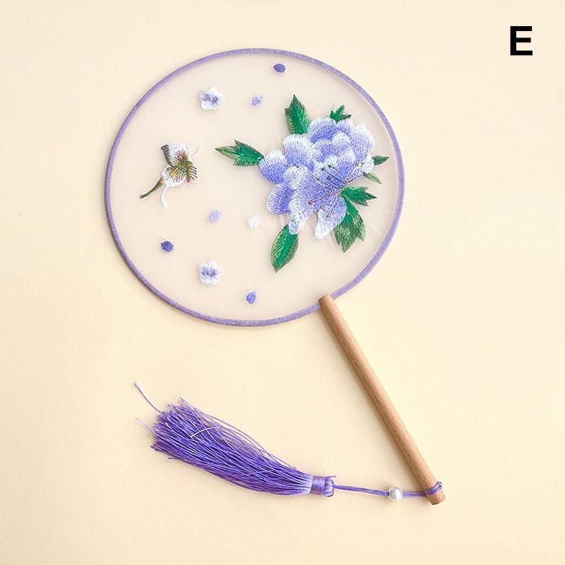 Chinese Ancient Style Round Fan Silk Embroidered Cheongsam Fan Dance Performance Photography Props Home Decor