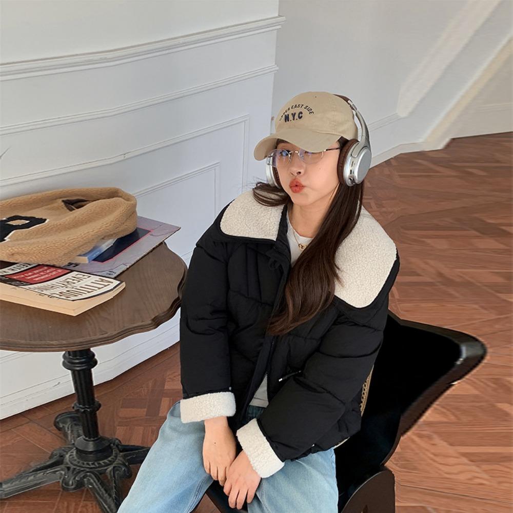 Short Korean version women's candy color age-reducing small man 2025 winter horn buckle large lapel short down cotton-padded coat