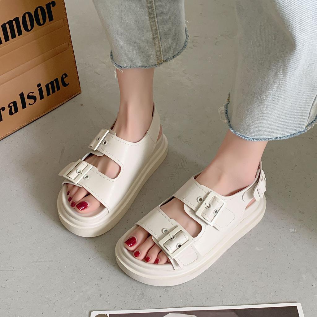 Platformové sandály dámské 2025 léto nové internetové celebrity platformové ležérní všestranné studentské ploché sportovní římské cool pantofle