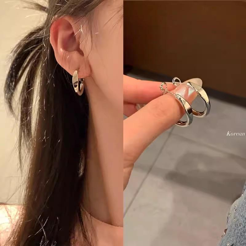 Trendy Indifferent Style Hoop Earrings and Fashionable Commuting Ear Studs for Women