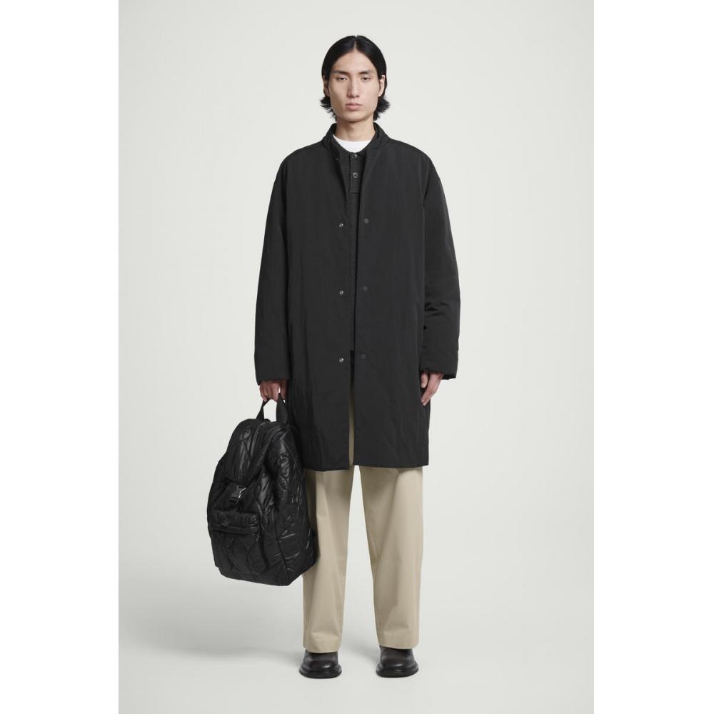 

Cos Japan Стеганый рюкзак с пряжкой из нейлона Black/NOSIZE