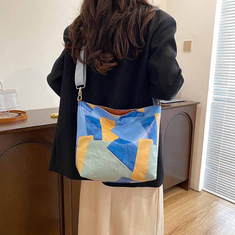 2024 New Stylish Soft Shoulder Tote Bag With Spacious Design For Everyday Use