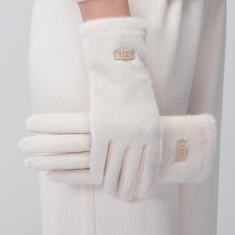 Temperament Women's Autumn/Winter Plush Gloves Warm and Cold proof with Velvet