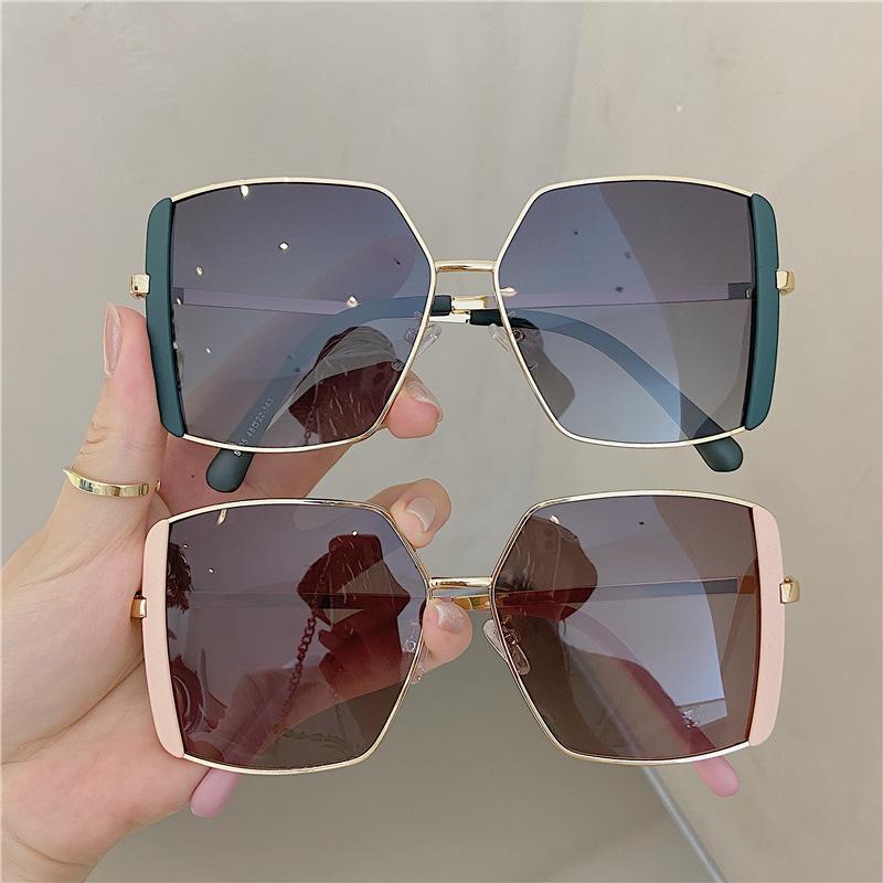 Fashion Lady Oversize Square Sunglasses Women Glasses Luxurious Sun Glasses Female UV400