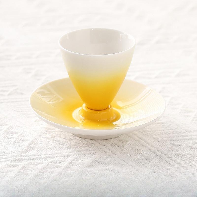 

50ml Tea Cups Mini Ceramic Coffeeware Teaware Rotating Bell Mugs Kung Fu Tea Set Small Cup&saucer Cups for Tea Ceremony Gifts 50ml