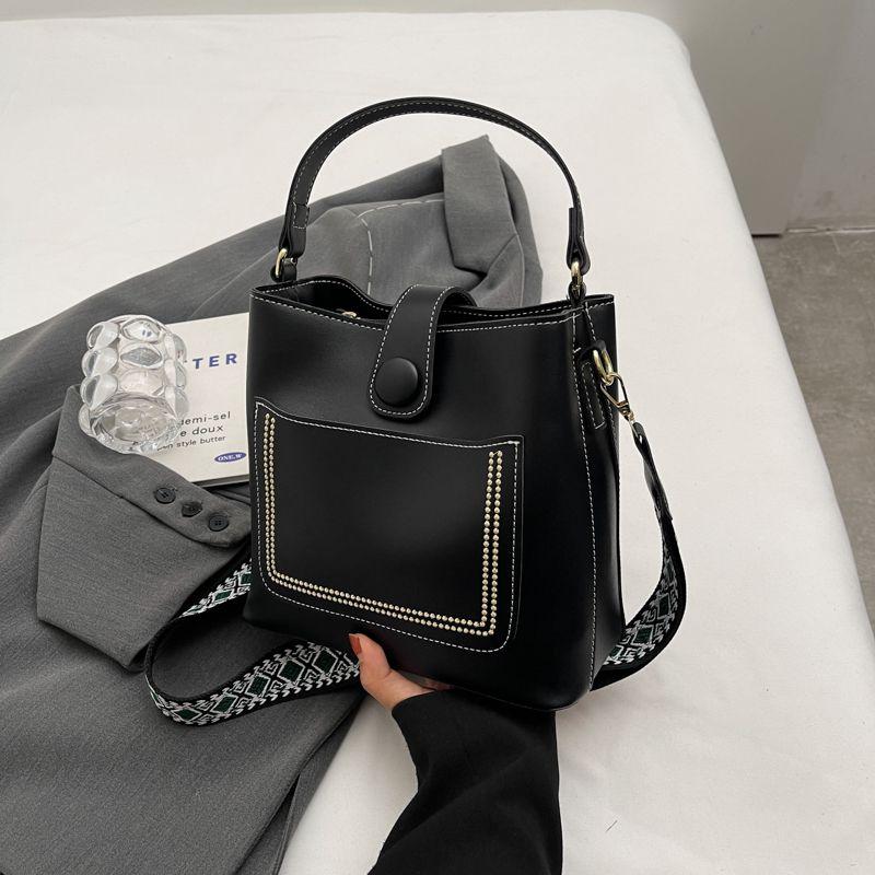 

Fancy All-Matching Wide Shoulder Strap Work Clothing Satchel Crossbody Bag Black without pendant