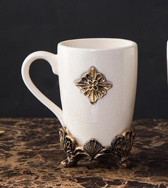

European Ceramics Wash Mouth Cup Home Bathroom Supplies Retro Mouthwash Cup Two-piece Couple Toothbrush Cup Bathroom Tumblers