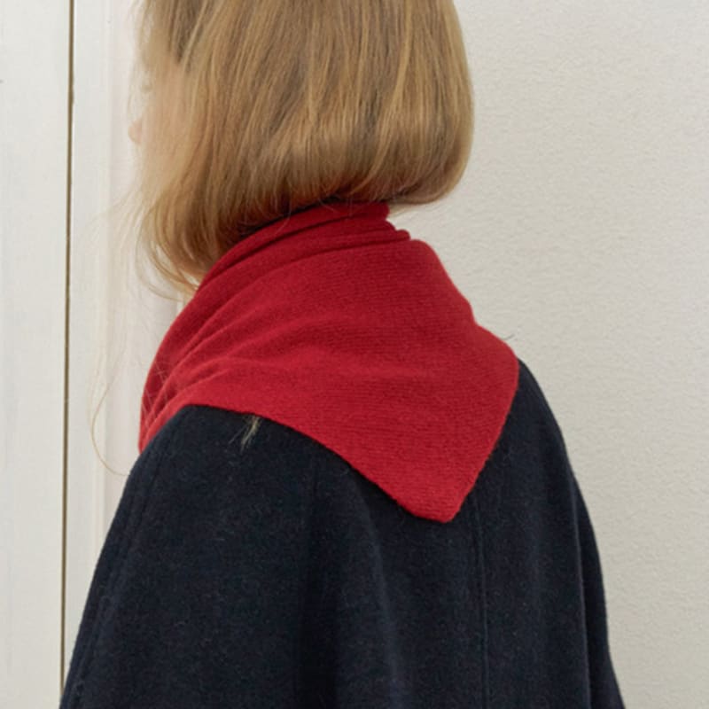 LCVE TRIANGLE WOOL MUFFLER_RED