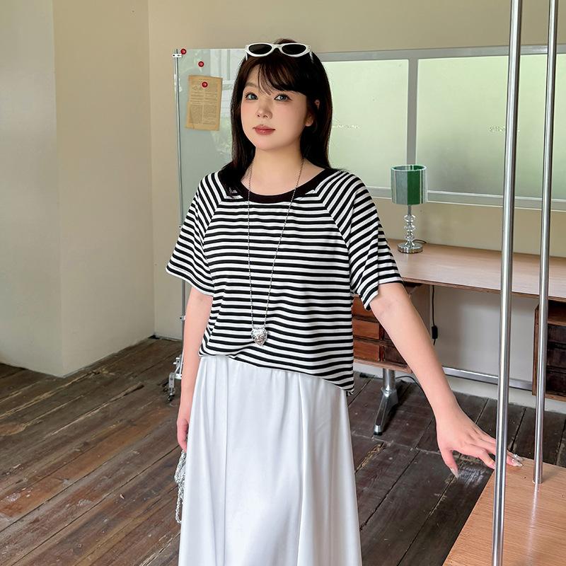 Summer new niche T-shirt short-sleeved large-size women's clothing striped pullover, thin and fat mm versatile top 142451