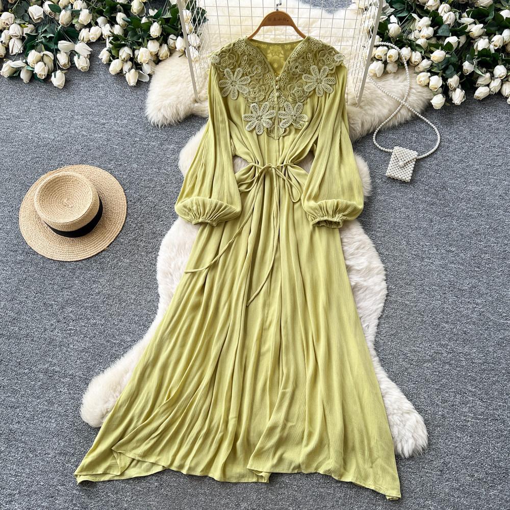Retro elegant wind lantern sleeves V-neck lace splicing dress women's waist and thin temperament long dress