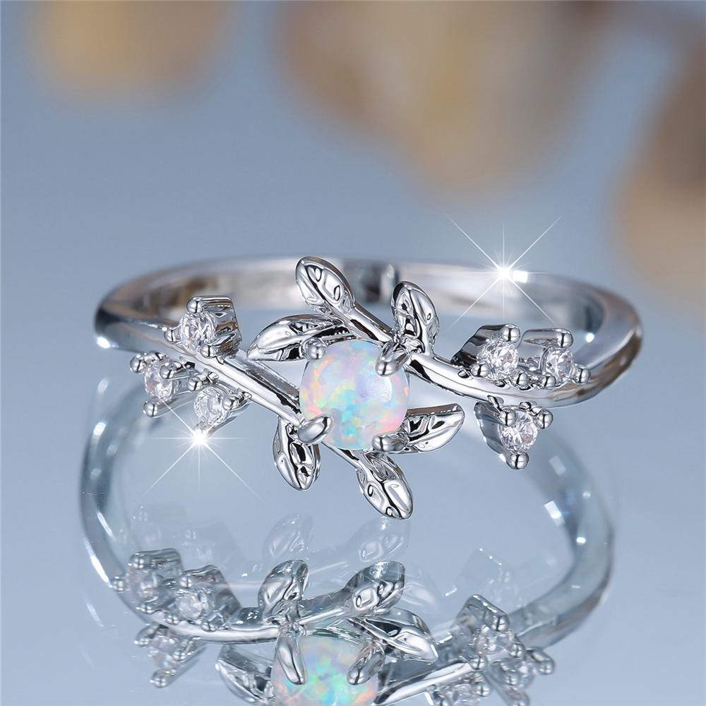 Charm Female White Fire Opal Stone Round Leaf Ring Silver Color Cute Gift Wedding Jewelry For Women