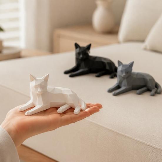 Cat Statues for Home Decor 3D Printed Geometric Figurine, Minimalist Desktop Sculpture Lovers, Polyhedron Art Crafts Office Nordic Style Small Animal