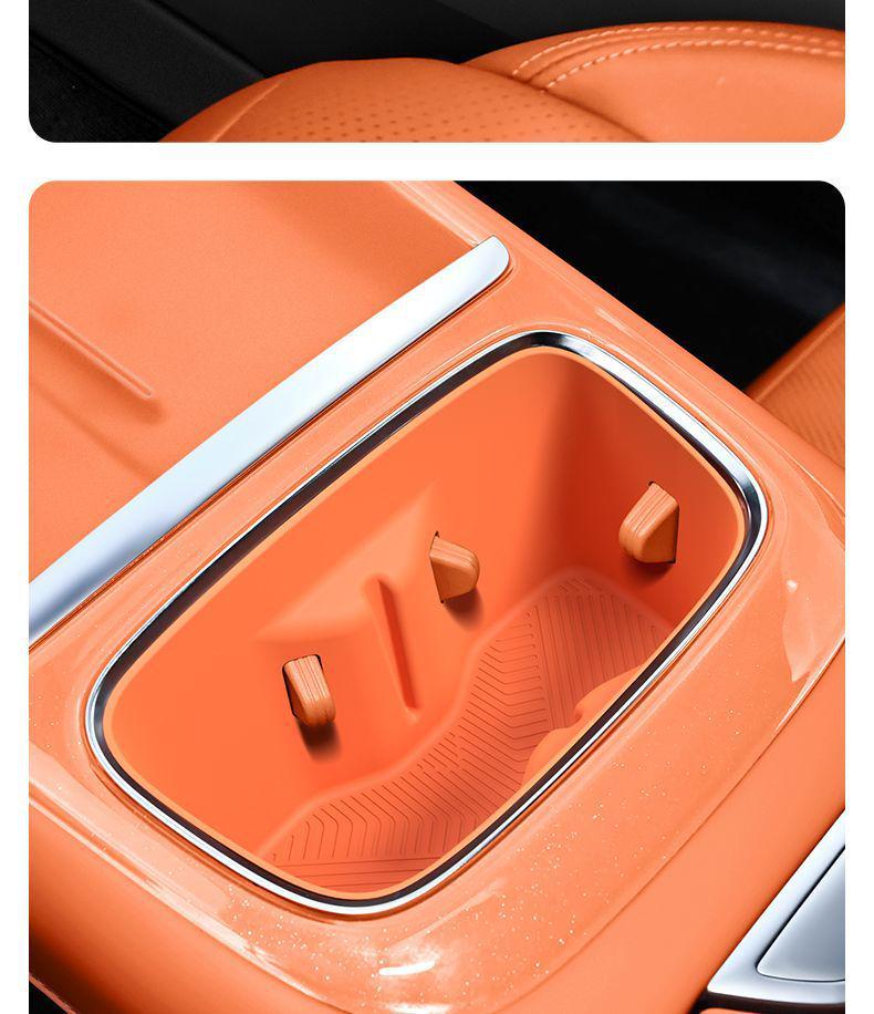 Compatible with 26 Deepal S07 Models: Center Console Silicone Storage Box Organizer for Car Interior Modification.
