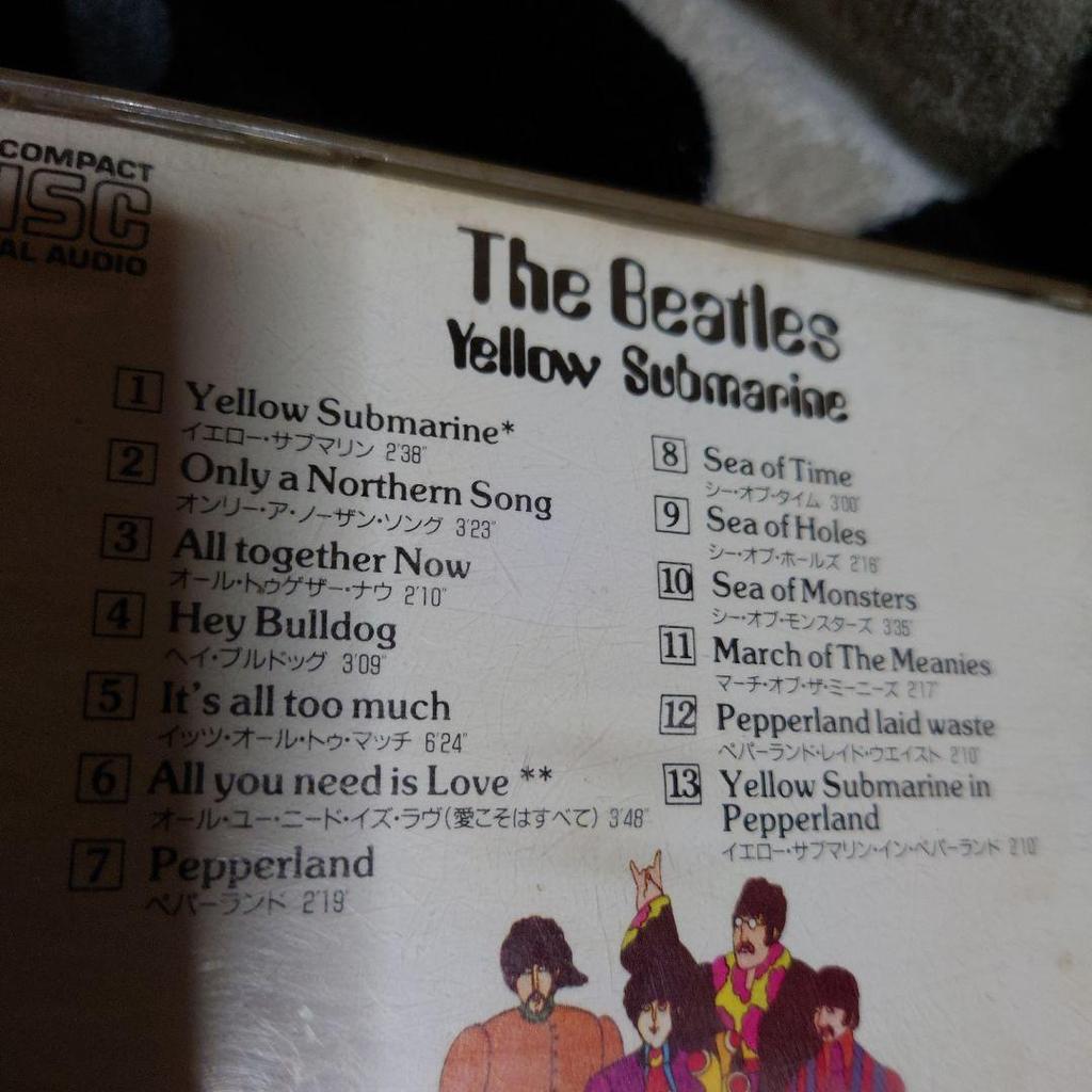 [USED] THE BEATLES singles and albums