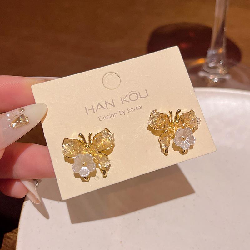 Super Fairy Crystal Butterfly Earrings Women's Niche High-end Sense Versatile Temperament Pearl Stud Earrings