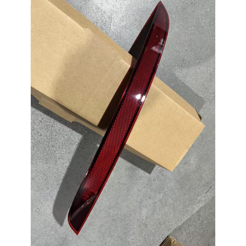 Porsche Cayenne 2018 Rear Bumper Reflector Signal Light