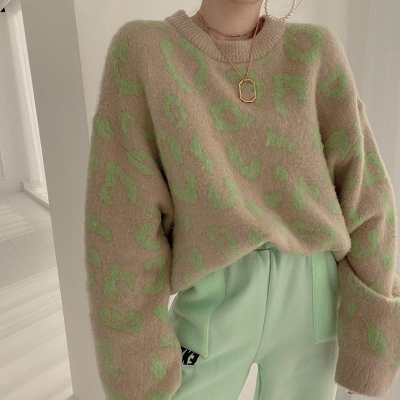 Women Thickened Warm Sweater Leopard Printed Sweater Long Sleeve O-Neck Loose Casual Knit Pullovers Autumn and Winter