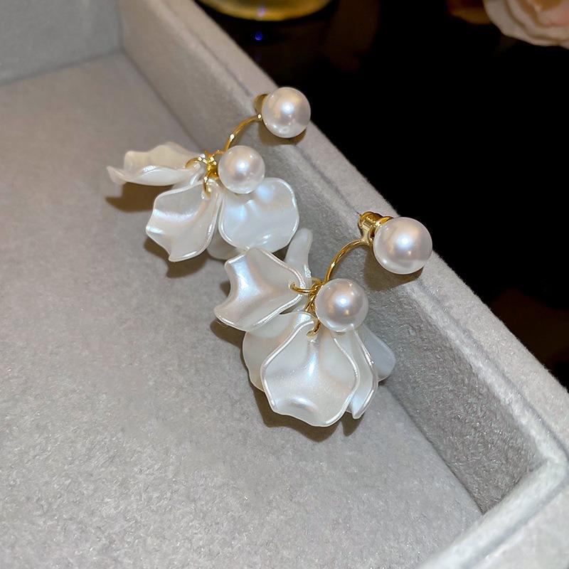 French Silver Needle Diamond Pearl Pendant Earrings Light Luxury Delicate Personality Earrings Design Sense Niche Earrings Women