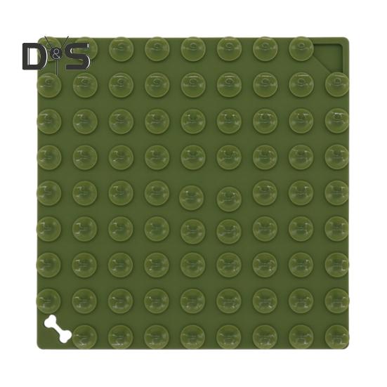 Dog Slow Feeder Mat Silicone Licking Pad with Suction Cup Pet Food Treat Puzzle Mat Slow Feeding Mat for Dogs And Cats