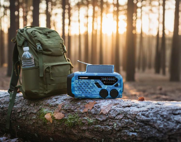 Blaupunkt ER10BC Survival Radio, Blue-Black