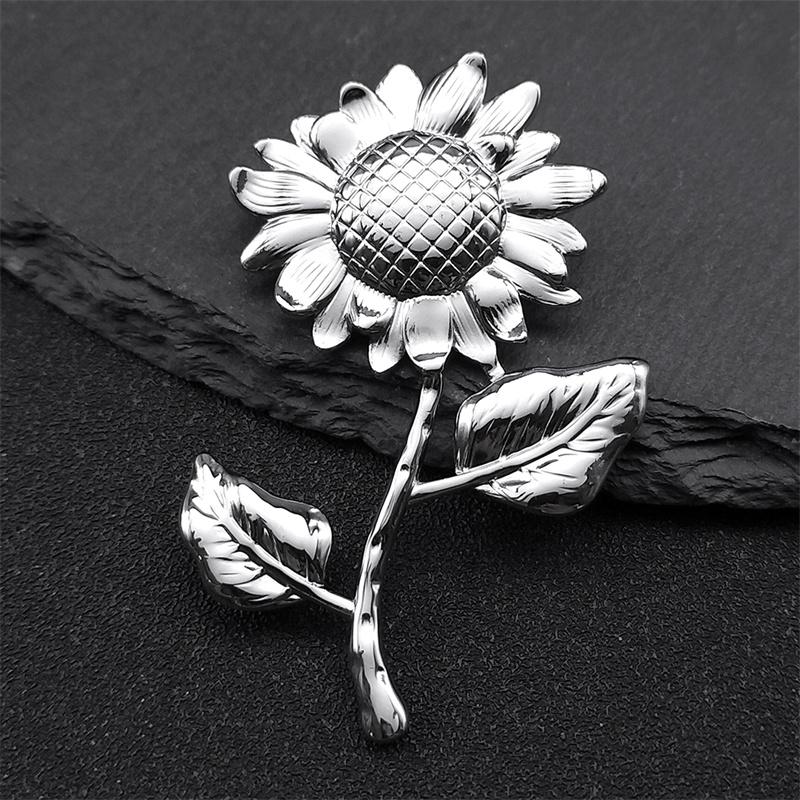 Aesthetic Elegant Sunflower Brooch for Women Men Gold Color Stainless Steel Lapel Pin Clothes Accessories Gift Jewelry