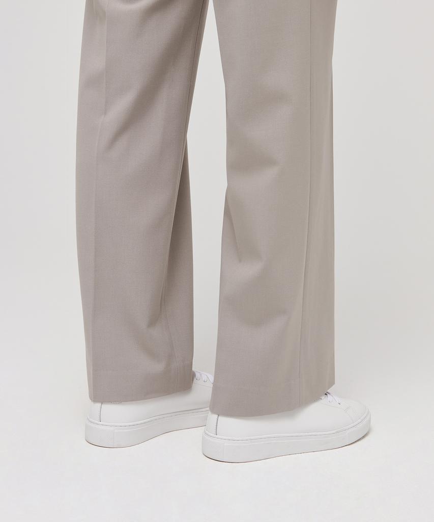 MUSINSA STANDARD WOMAN Women'S Lightweight Straight Hidden Elastic Waist Slacks [Light Beige]