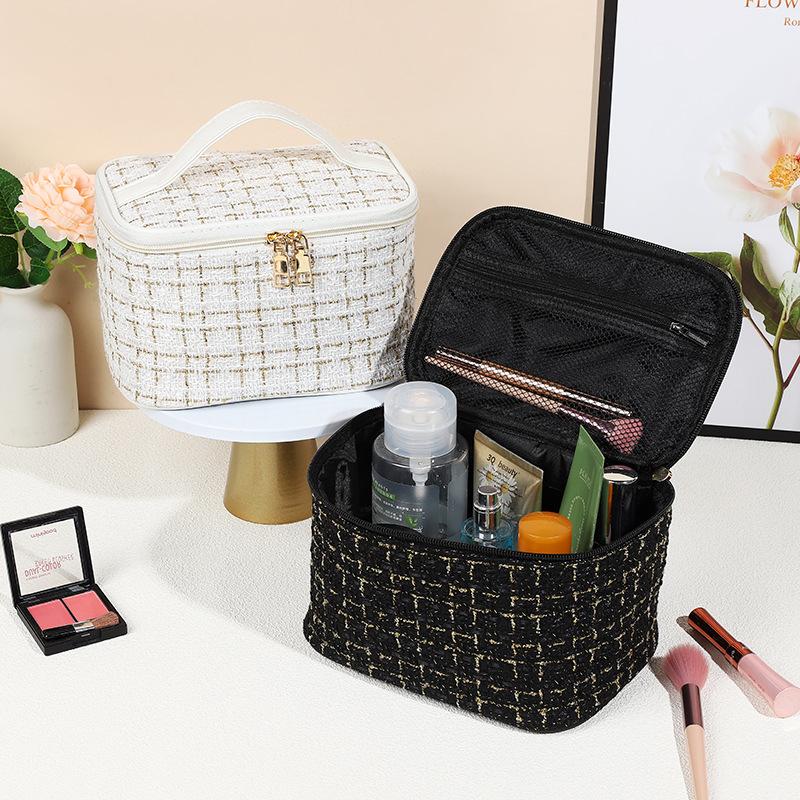 Small Fragrance Makeup Bag Large Capacity Portable Cosmetics Storage Bag Portable Travel Toiletry Bag