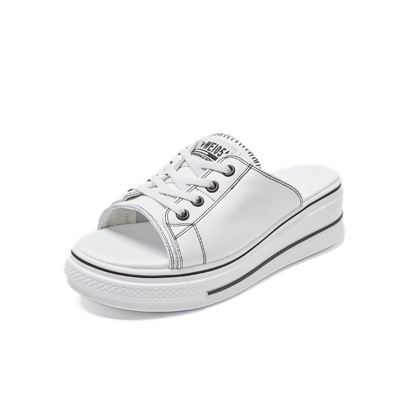 

Тапочки женские кожаные для улицы новые летние на толстой подошве-маффин на танкетке летние повседневные крутые тапочки женские 39