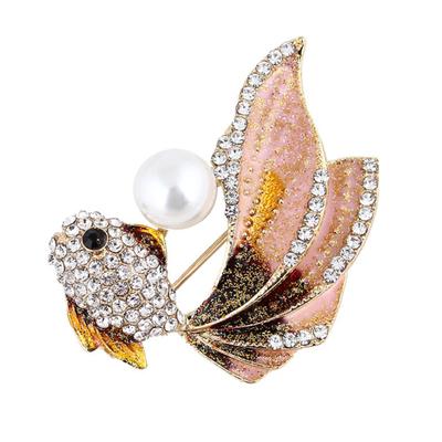 Mode Goldfish Krage Brosch Pin Lapel Kläder Smycken
