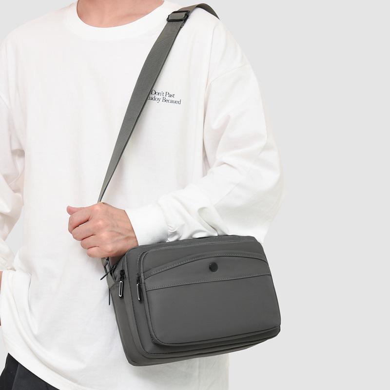 Men's Casual Oxford Cloth Crossbody Backpack for Daily Commute and Sport