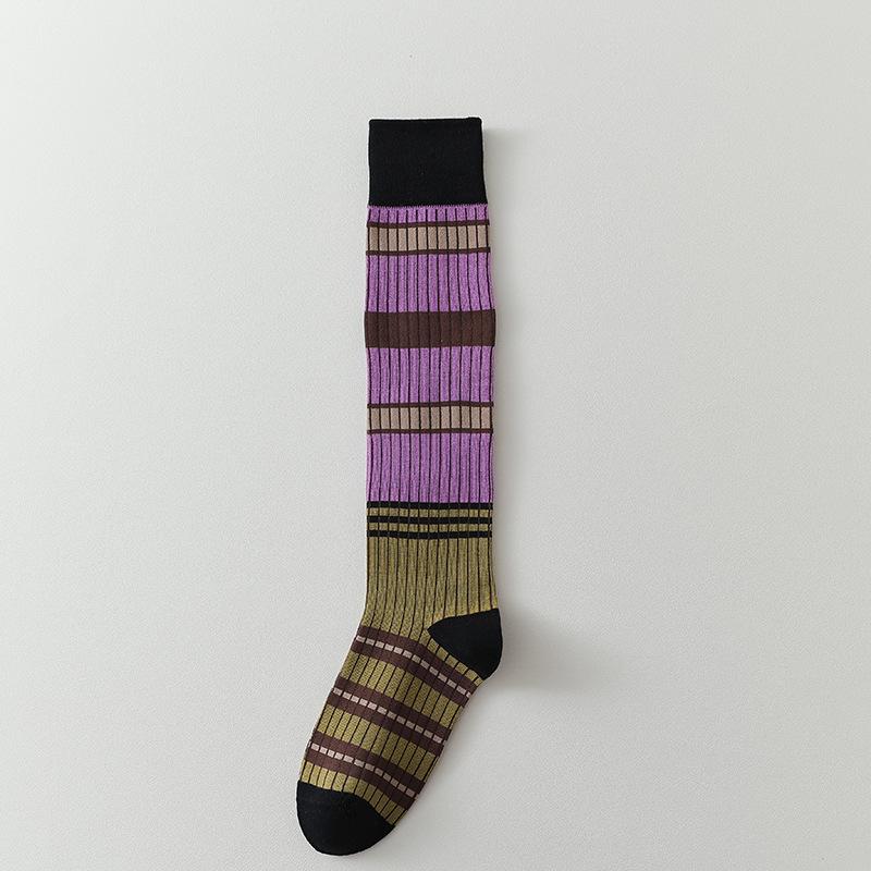 Autumn and Winter Women Stockings Casual Fashion Striped Long Socks Stockings Women College Style JK Girls Knee Socks Stockings
