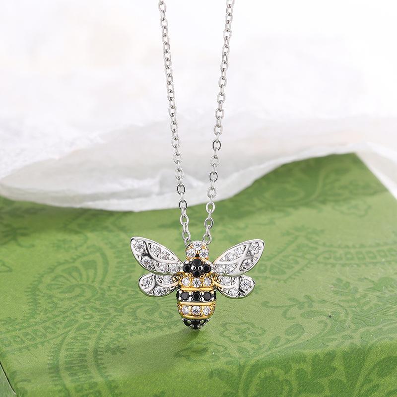 Fashionable Temperament Diamond Creative Little Bee Shaped 925 Sterling Silver Cute Personalized Necklaces XL065