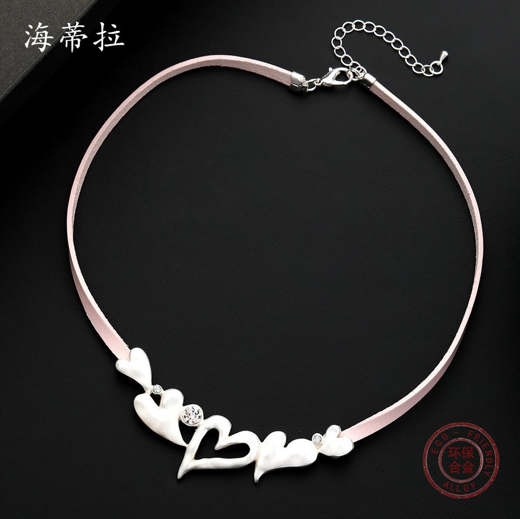 Love Hollow Diamond Leather Rope Necklace Dumb Silver Love Fashion Versatile Ladies Pink Leather Rope Necklace