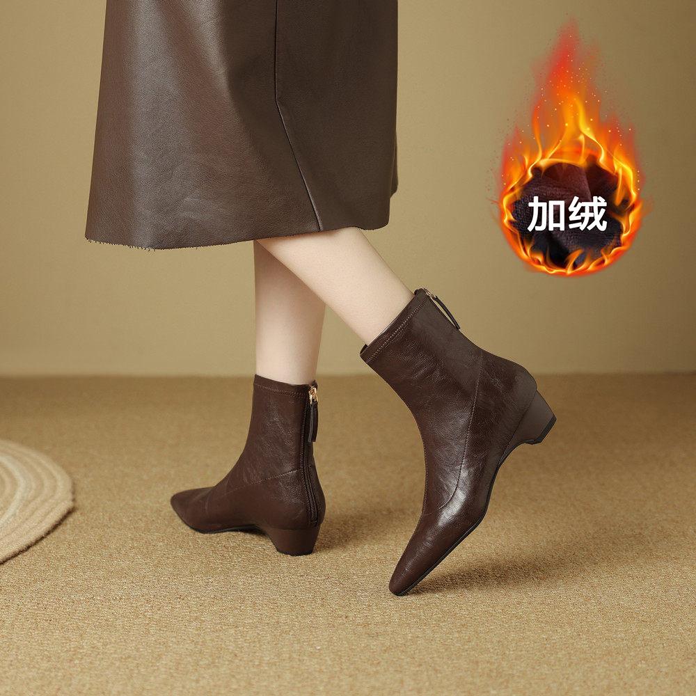 Autumn and winter small square pointed head simple temperament short boots women, pointed head comfortable medium thick heel thin velvet boots
