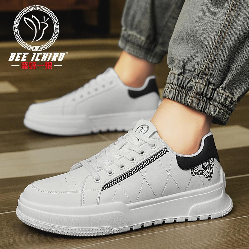 New leather surface ultra-light soft sole casual leather shoes versatile men's shoes four seasons tide board shoes