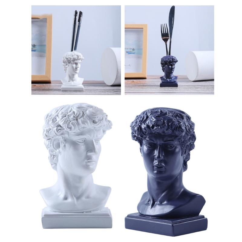 Sculpture Toothpick Holder Charming Desk Decorations Resin Ornament Pencil Holder Suitable for Restaurants and Homes