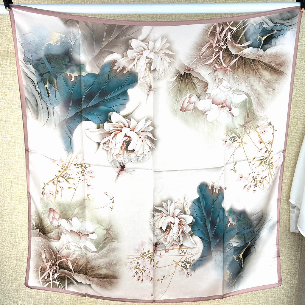 Guochao Lotus Landscape 100% Mulberry Silk Scarf - Versatile Women's Square Shawl