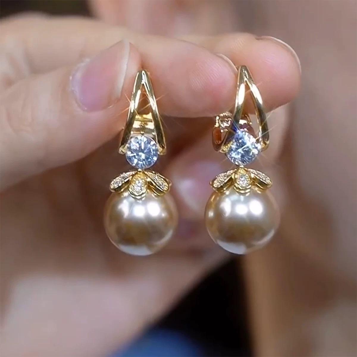 2024 French Elegant Rhinestone & Pearl Earrings for Women - High-End Niche Style