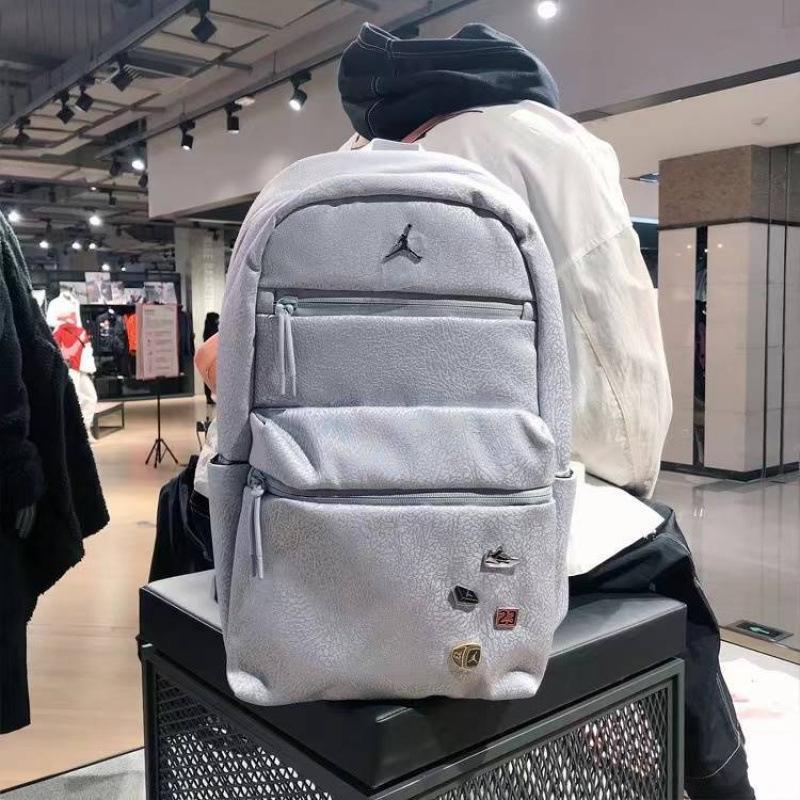 Flying Man Trendiger Rucksack: Schultasche & Reisetasche mit großem Fassungsvermögen für Männer und Frauen