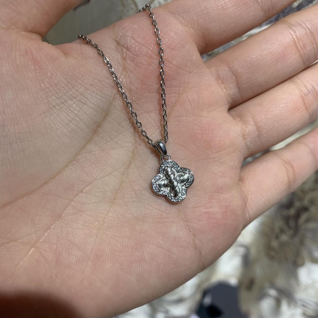 Antike Faraday Rebe Klee Halskette Damen Nische Design Sinn Diamant Klee Schlüsselbeinkette