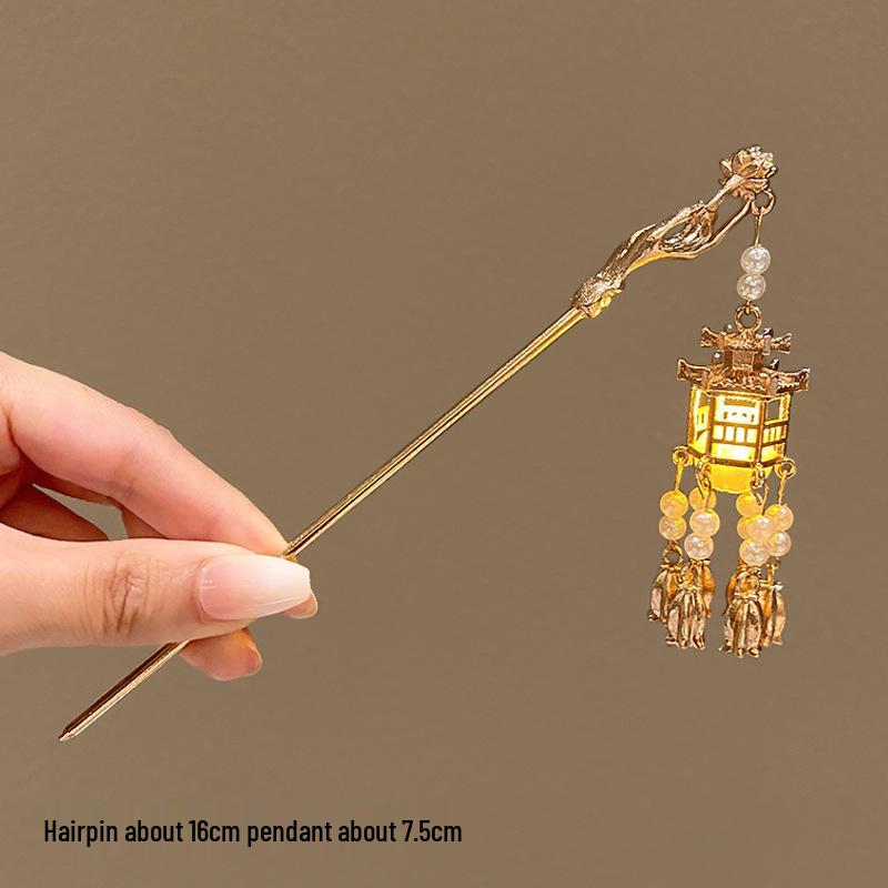 Children's Glowing Tassel Lantern Hairpin - Ancient Style Hair Bun Accessory for New Year's Hanfu Headdress.