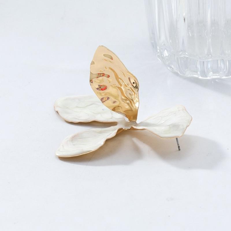 Sophisticated Earrings Ear Jewelry Flower Studs Earrings Unique Ear Pendant Alloy Texture Ear Pin for Fashion Lover
