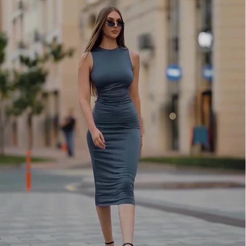 

Летнее женское облегающее платье без рукавов с круглым вырезом и однотонной расцветкой 3XL океан синий