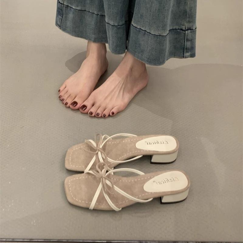 

Французская версия~ Бант с юбкой босоножки с открытым носком женские 2025 новый дизайн темперамент красивые римские туфли 40