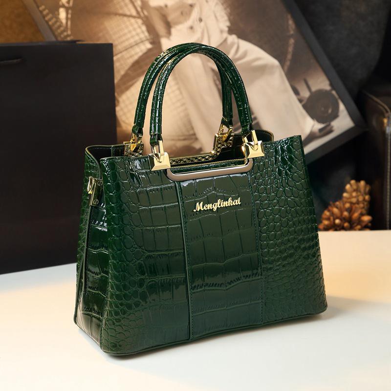 Summer 2024 Shiny Crocodile Pattern Women's Handbag - Light Luxury Style for Middle-Aged Moms