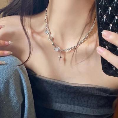 New Trend Alloy Clavicle Chain Love Butterfly All-match Shiny Chain Multilayered Collarbone Chain Women Girls