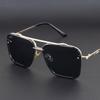 Fashion Square Sunglasses Men Vintage Big Frame Women Gradient Lens UV400 Metal Punk Eyewear Luxury Brand