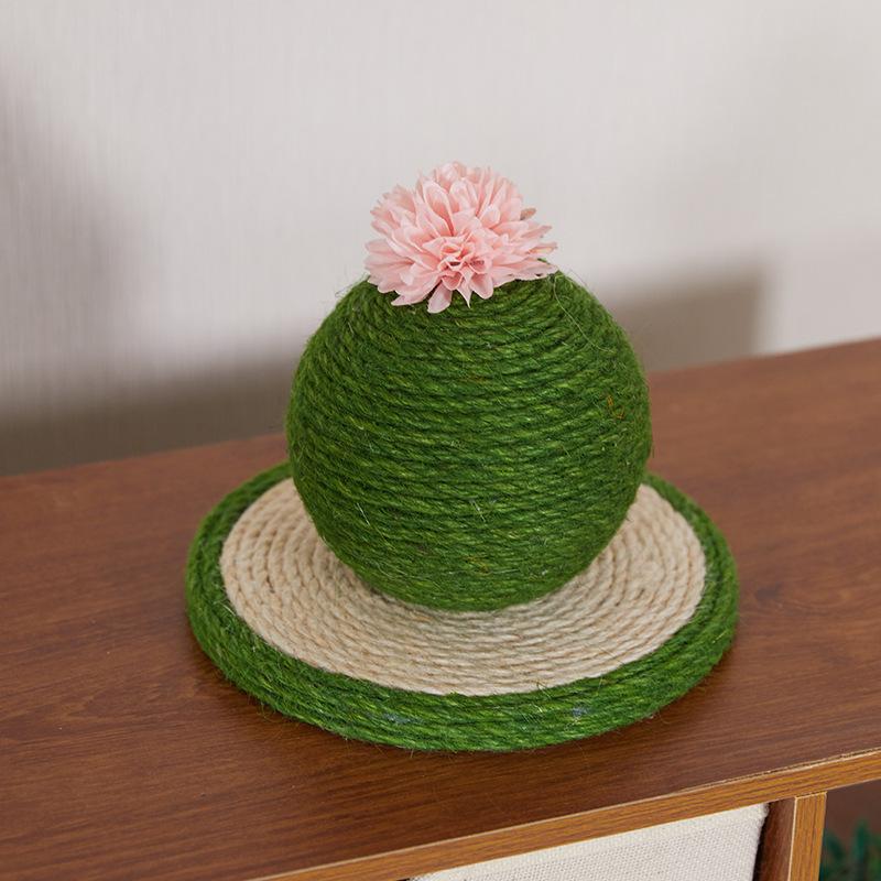 Sisal Cat Teaser Ball: Self-Entertainment Toy with Vertical Scratching Board